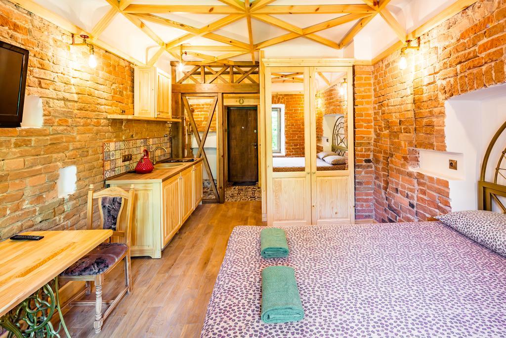 Nice Apartment Near Rynok Square Є Кондиціонер Світла Не Вимикали Leópolis Exterior foto